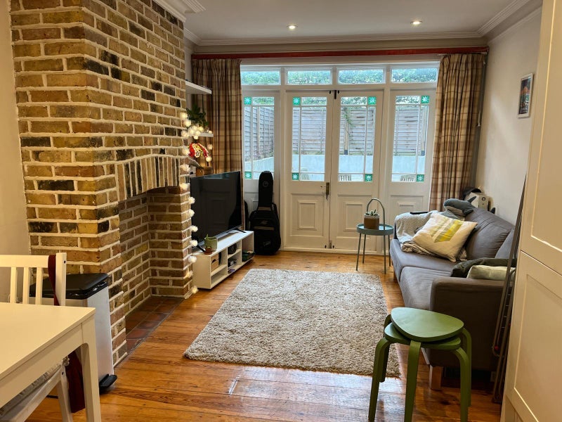 Flat Mirabel Road in Greater London
