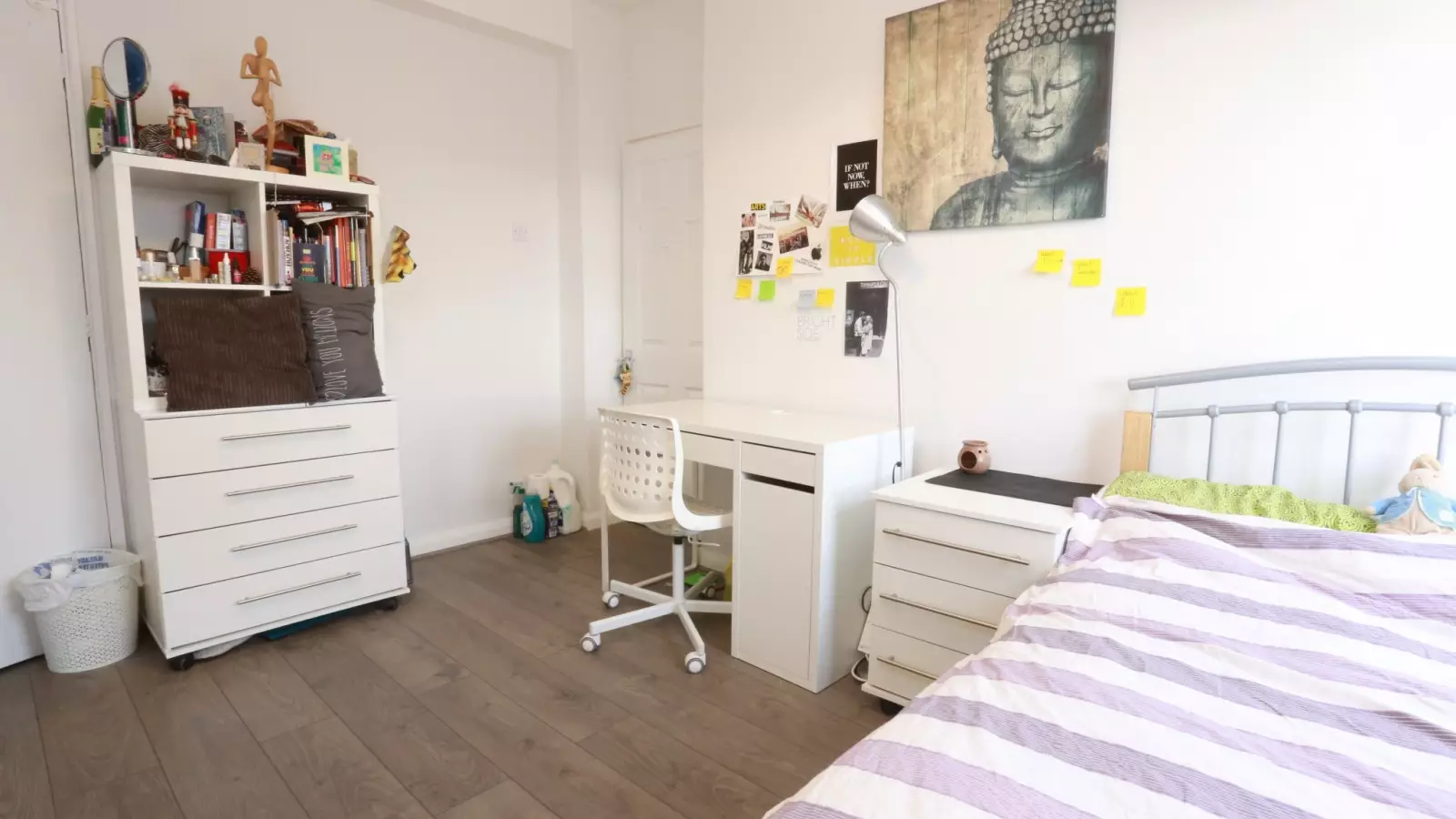 Room Pomeroy Street in Greater London