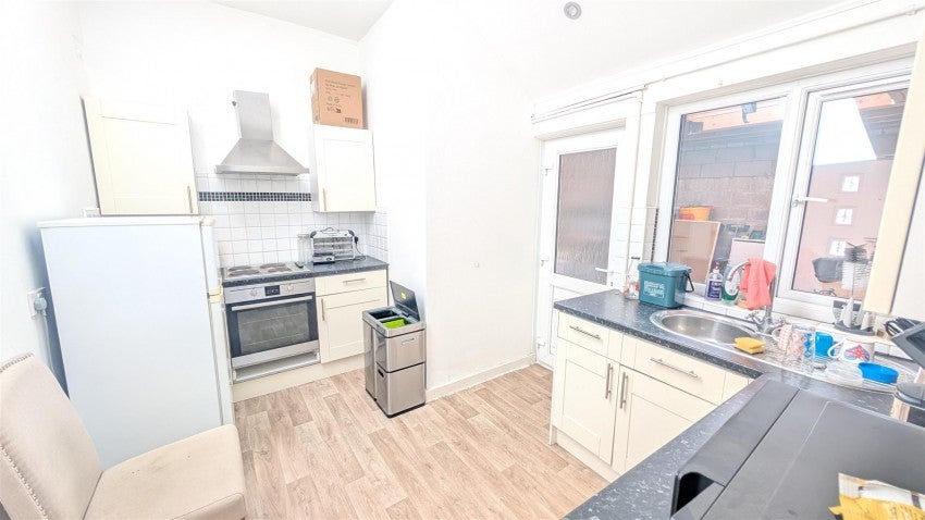 Flat Coten End in Warwick