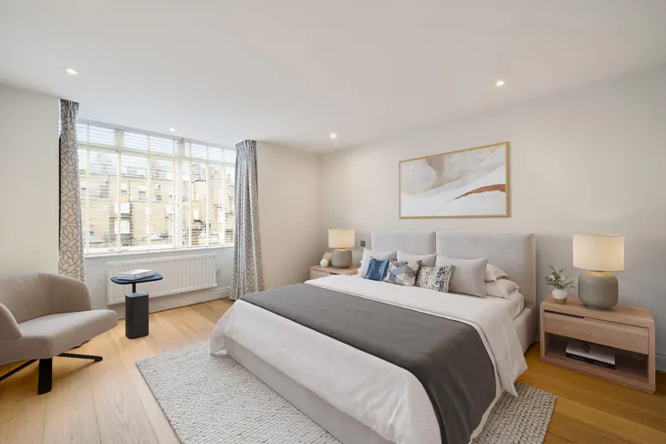 Flat Sloane Street in Greater London