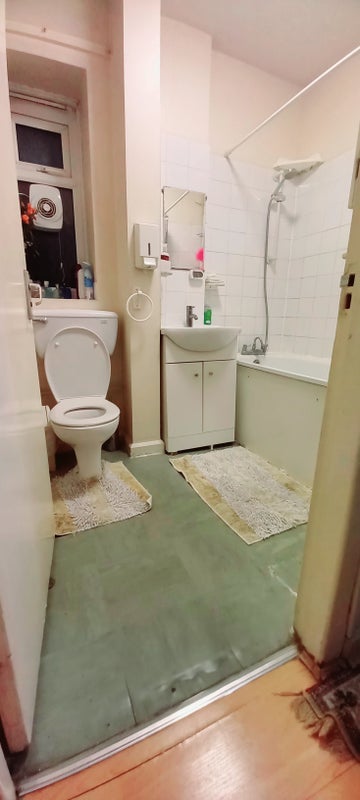 Room Newington Butts in Greater London