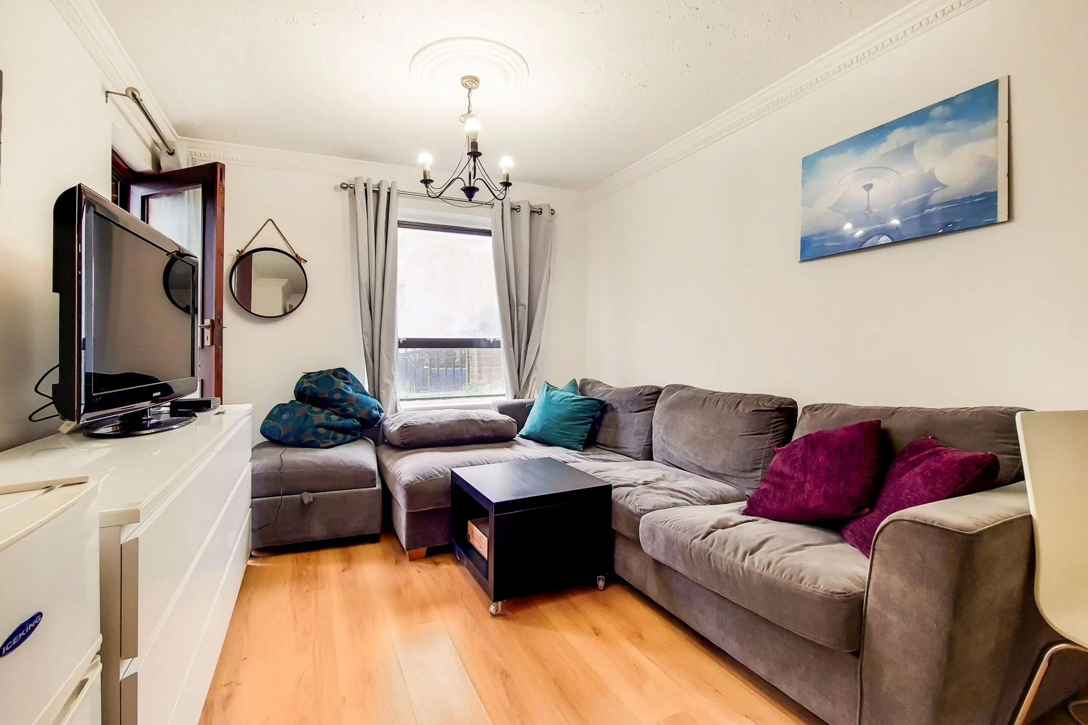 Flat Midland Place in Greater London