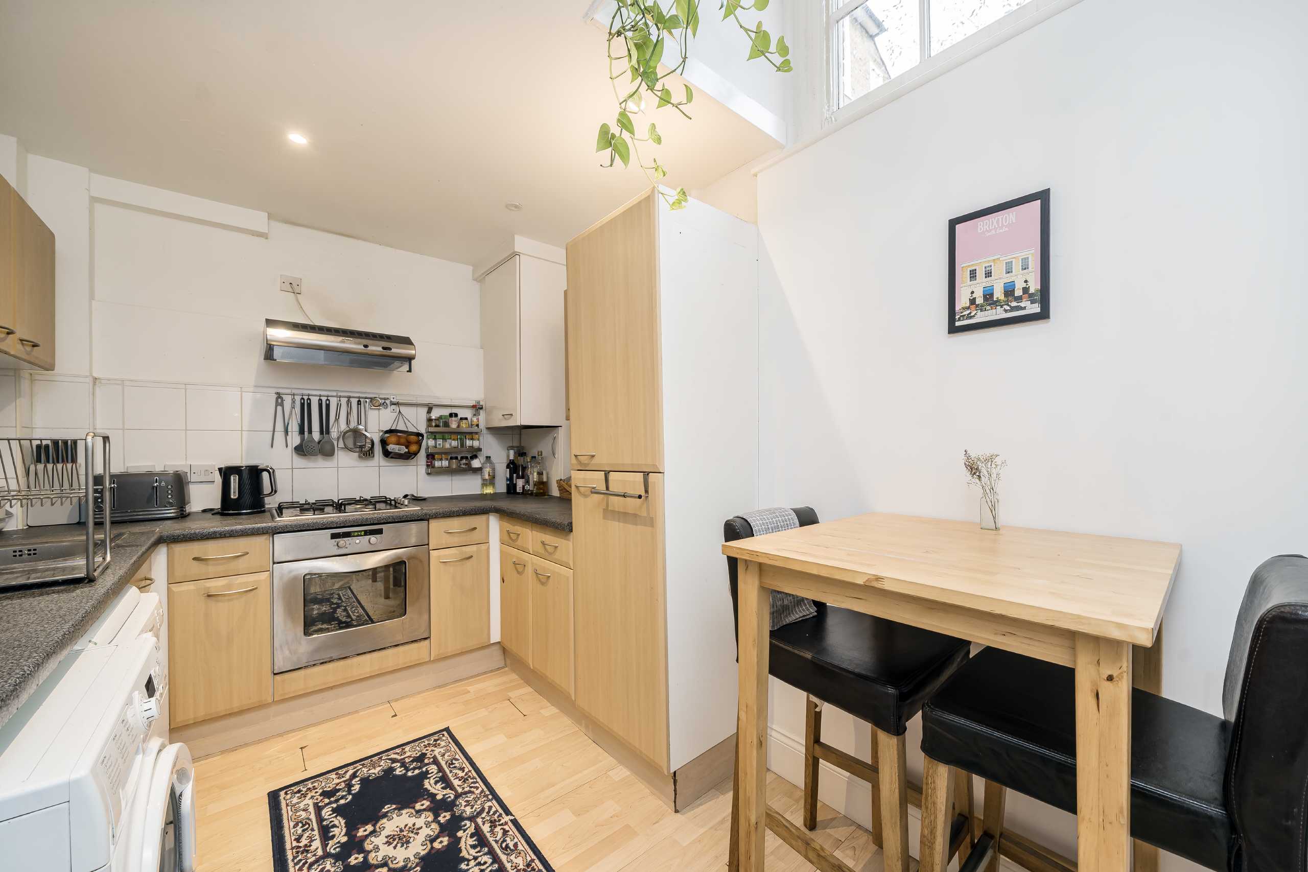 Flat Belvedere Place in Greater London