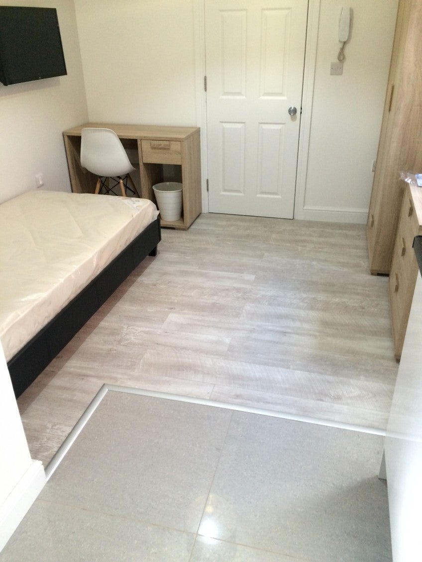 Flat Coundon Road in Coventry