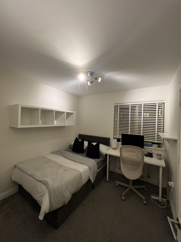 Room Egbert Street in Manchester