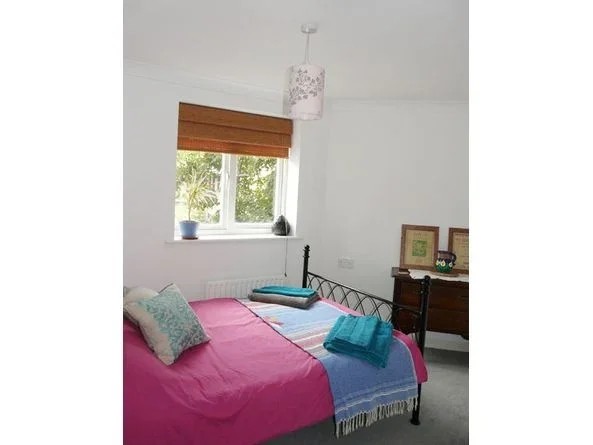 Flat Prince Edward Road in Greater London