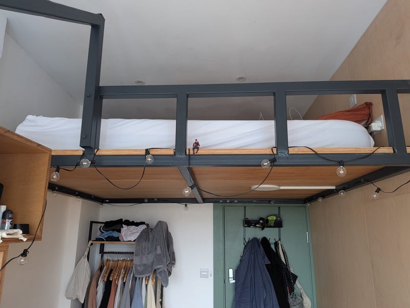 Room Seven Sisters Road in Greater London