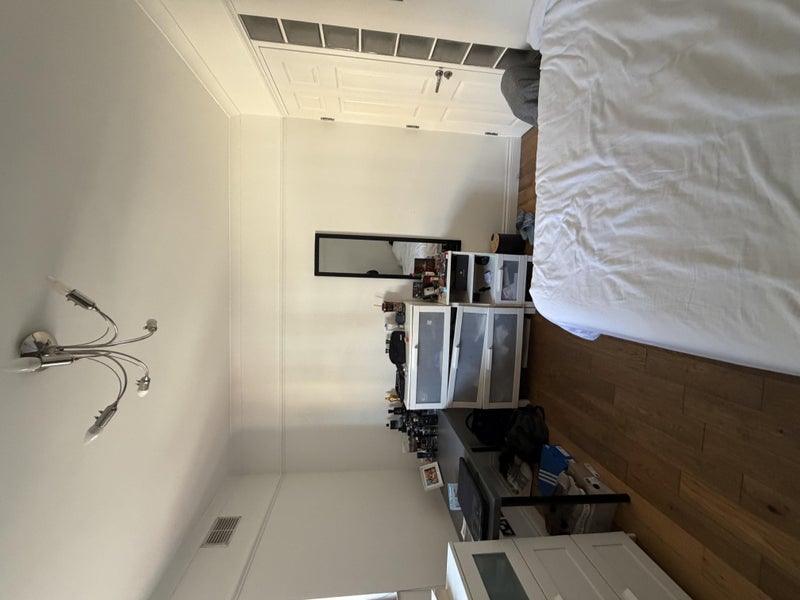 Room Paddington Green in City of Westminster