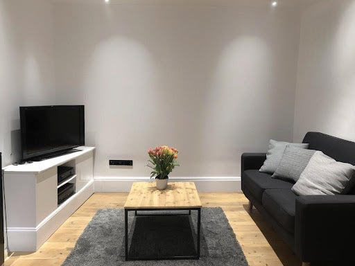 Flat Warwick Lane in City of London