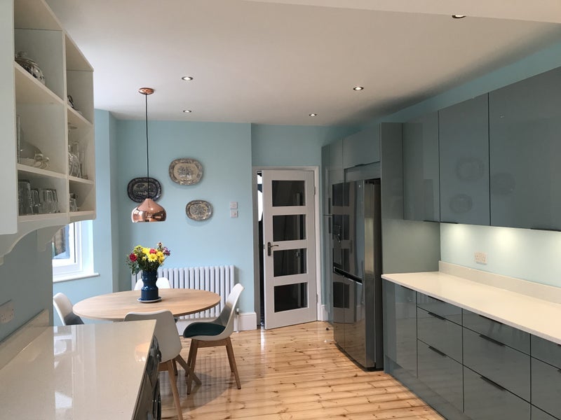 Room Falmer Road in Greater London