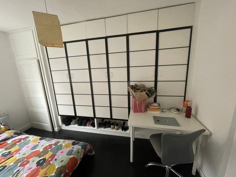 Room Clinger Court in Greater London