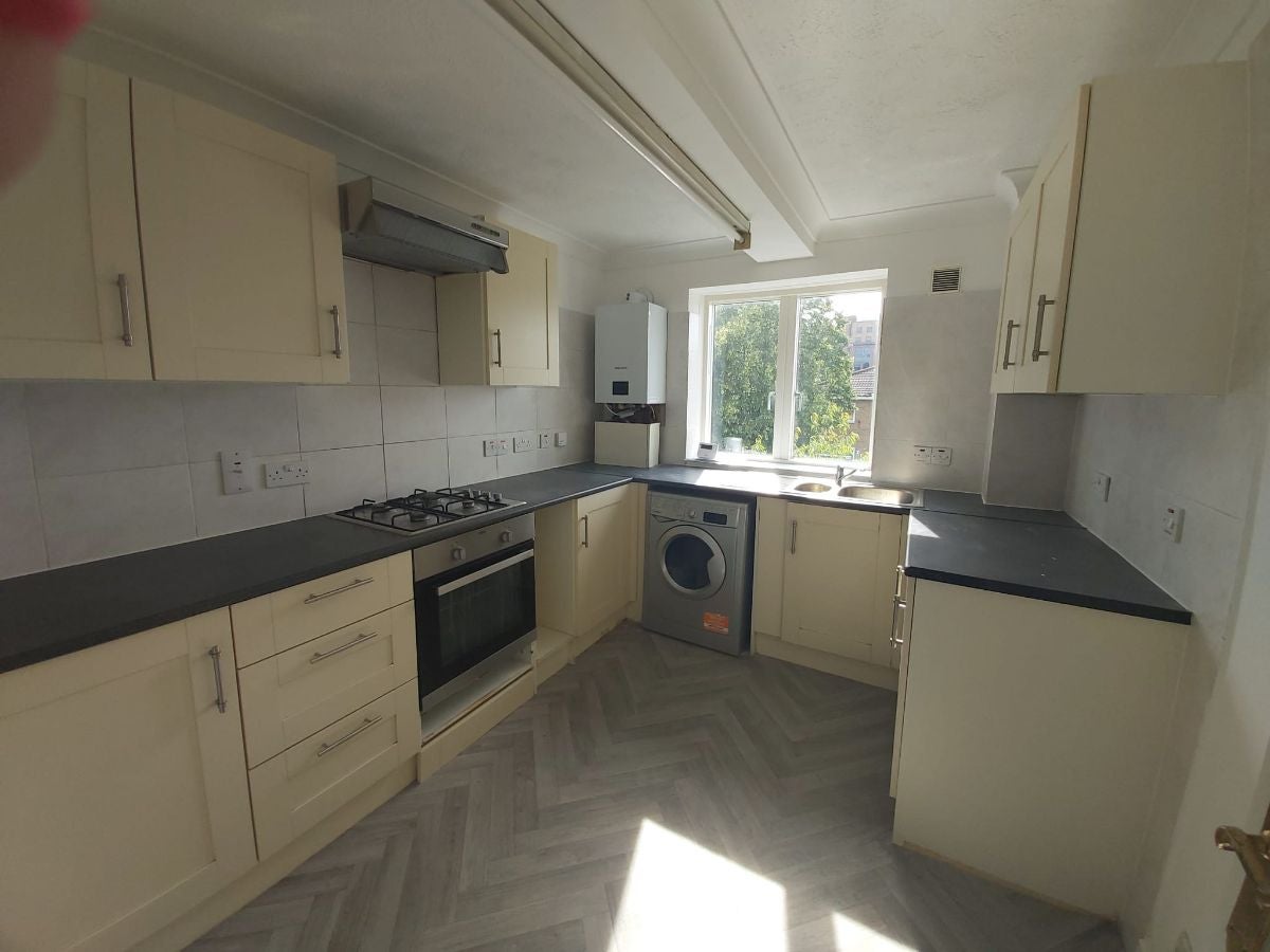 Flat Tavistock Road in Greater London