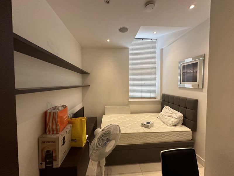 Flat Judd Street in Greater London