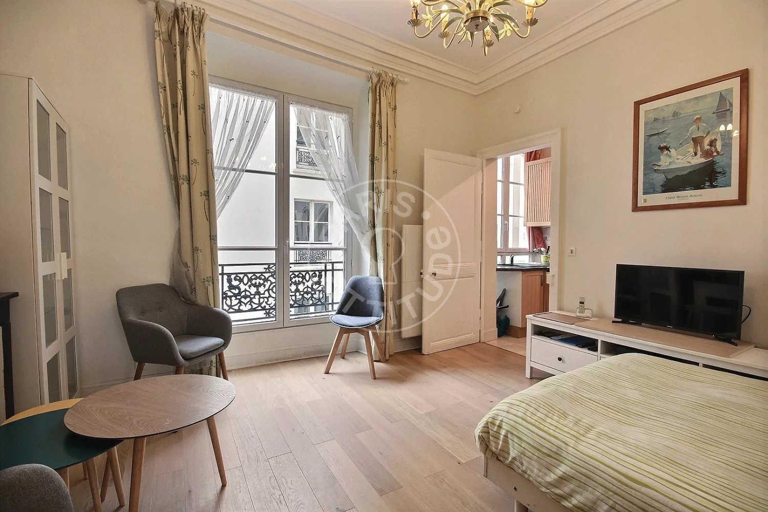 Appartement Rue d'Amboise à Paris