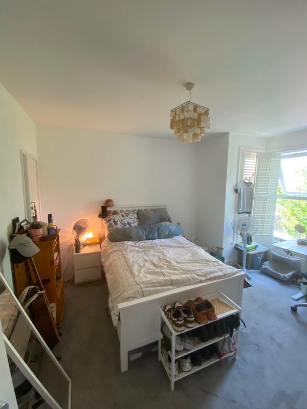 Room Goodrich Road in Greater London