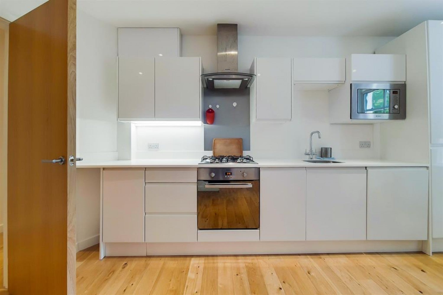 Flat Prince Street in Greater London