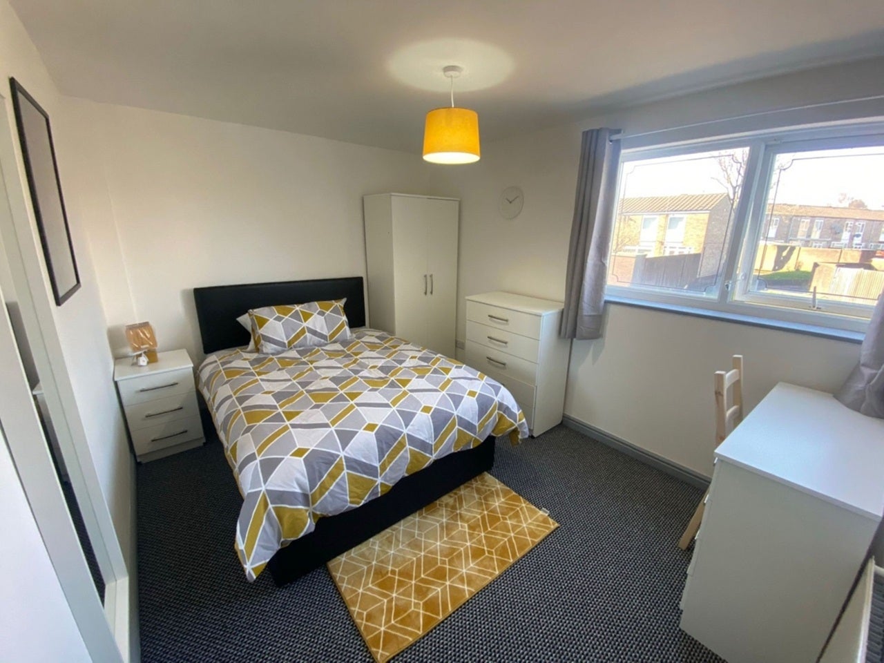Room Sherborne Grove in Birmingham