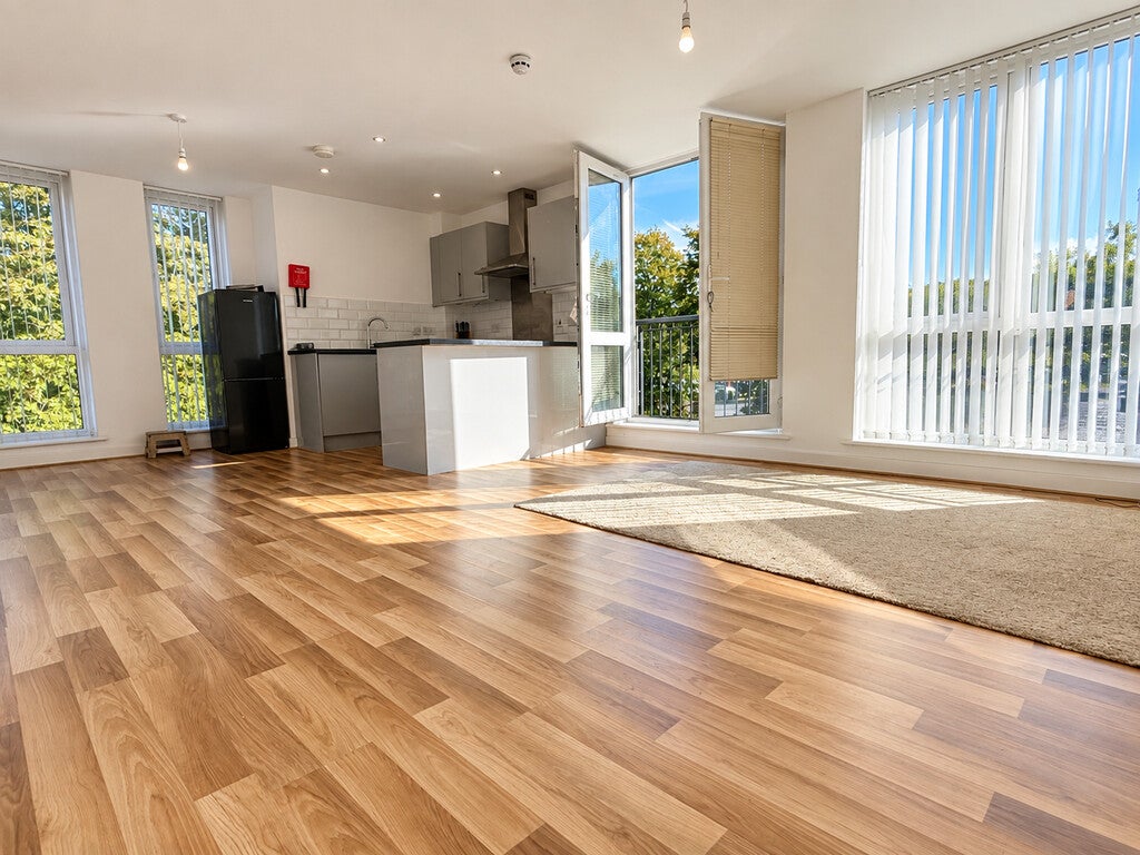 Flat Burford Road in Nottingham