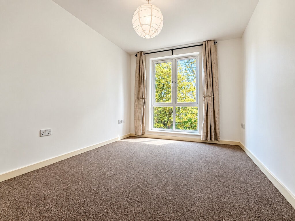 Flat Burford Road in Nottingham