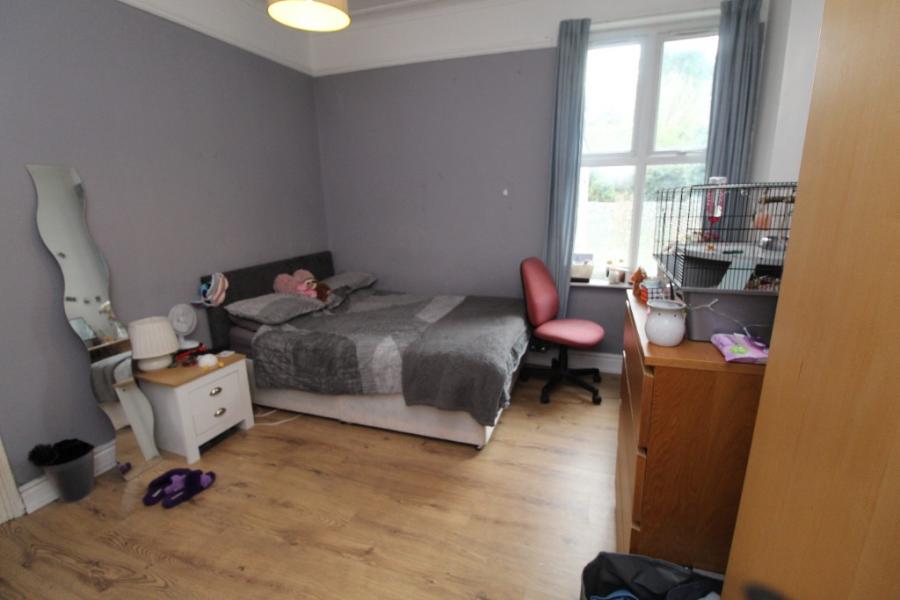 Room Lenton Boulevard in Nottingham
