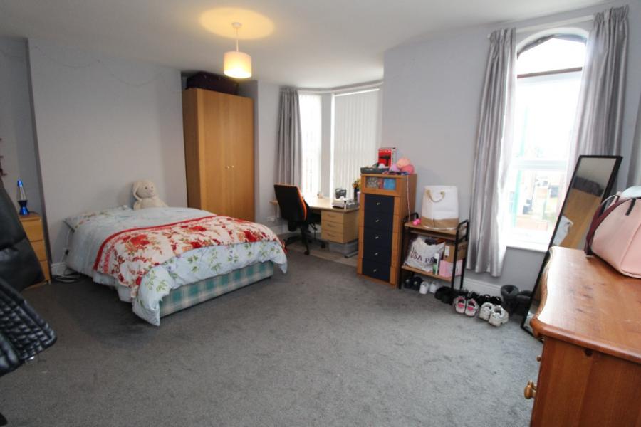 Room Lenton Boulevard in Nottingham
