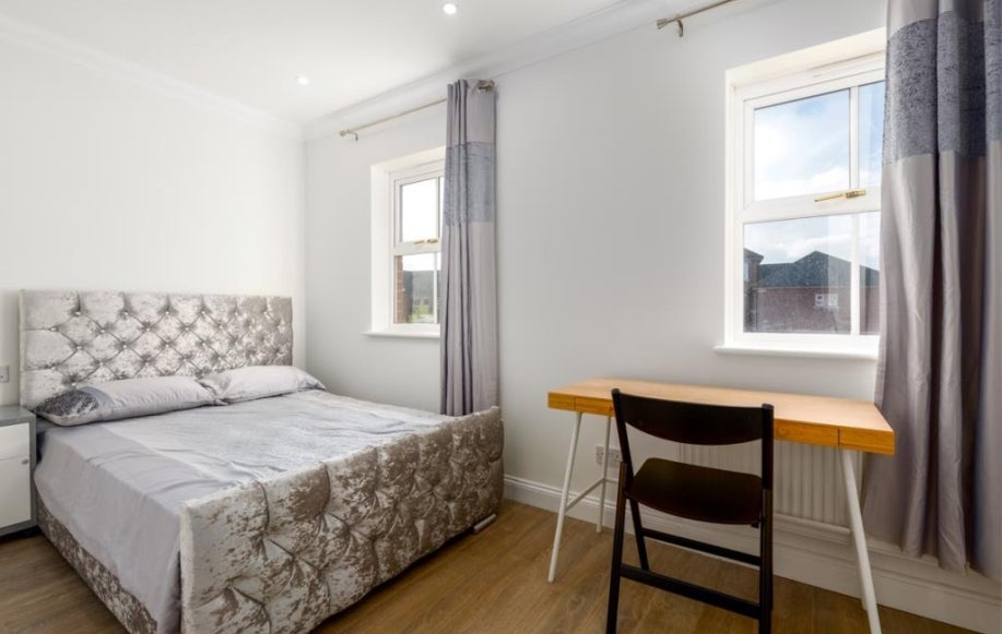 Flat Rickyard Close in Oxford