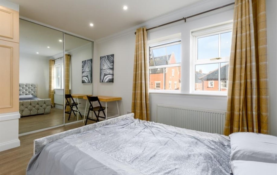 Flat Rickyard Close in Oxford