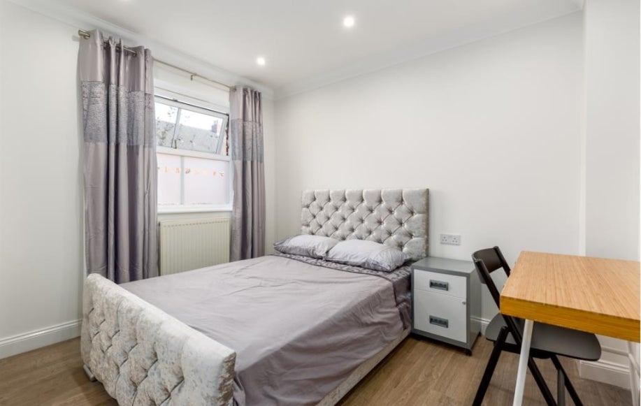 Flat Rickyard Close in Oxford
