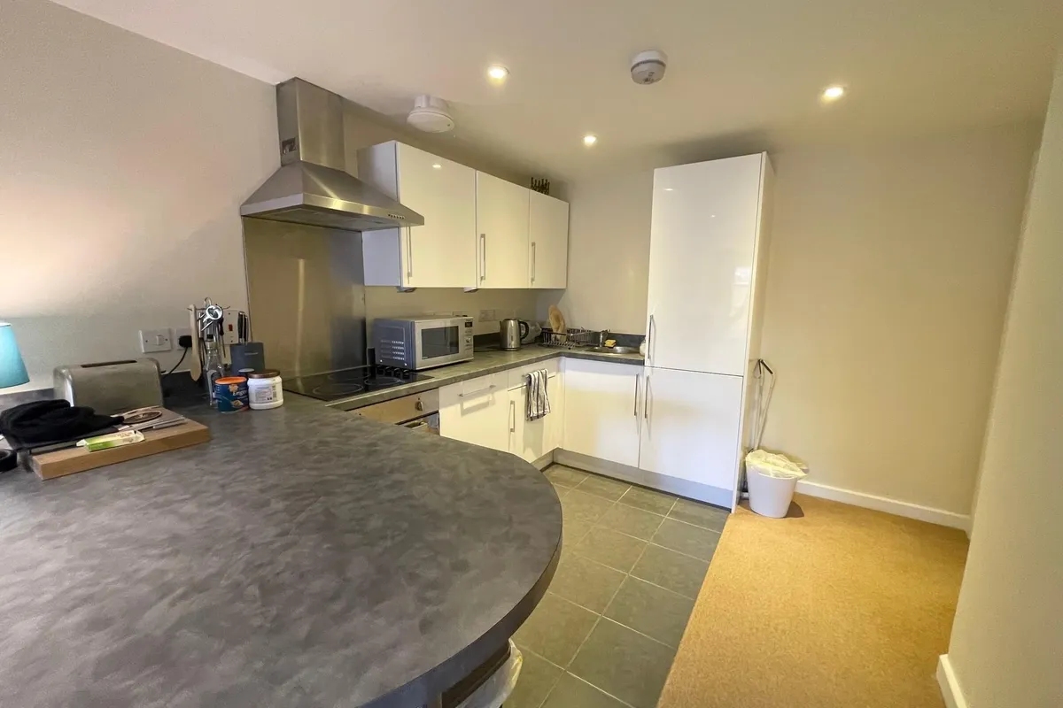 Flat Hatfield Road in St Albans