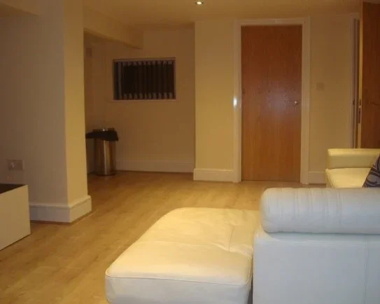 Flat Wilbraham Road in Manchester
