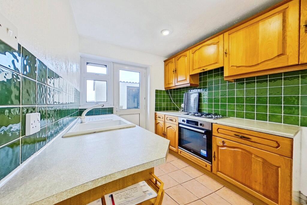 Flat Thurlby Close in Greater London