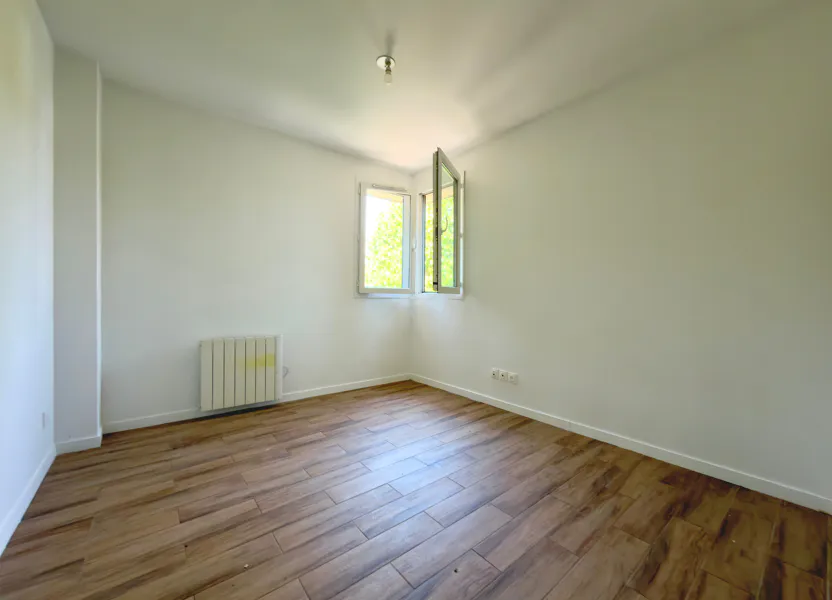 Flat Quai de Seine in Saint-Denis