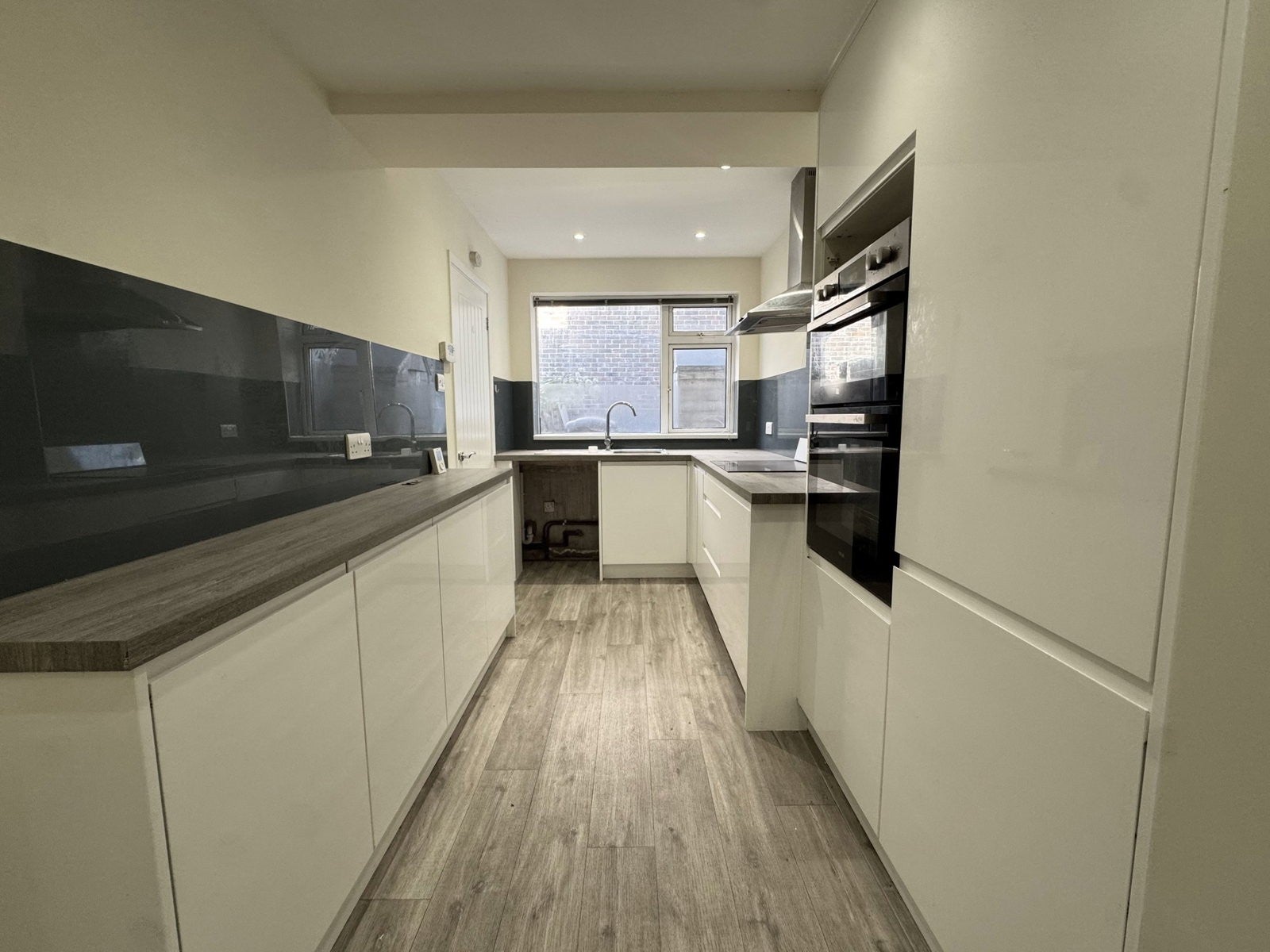 Flat Longstone Road in Eastbourne
