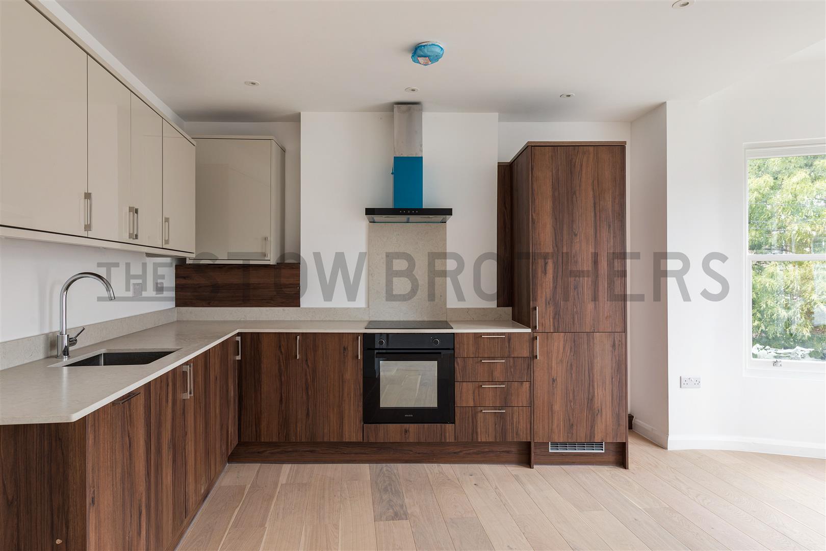 Flat Ingleby Road in Greater London
