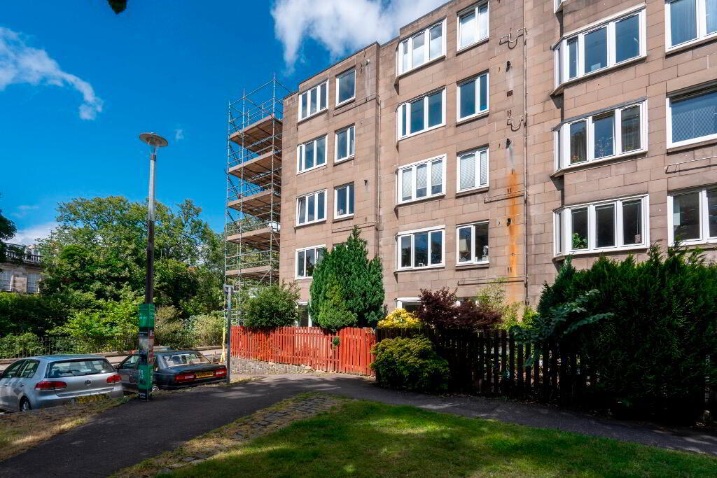 Flat New Mart Road in City of Edinburgh