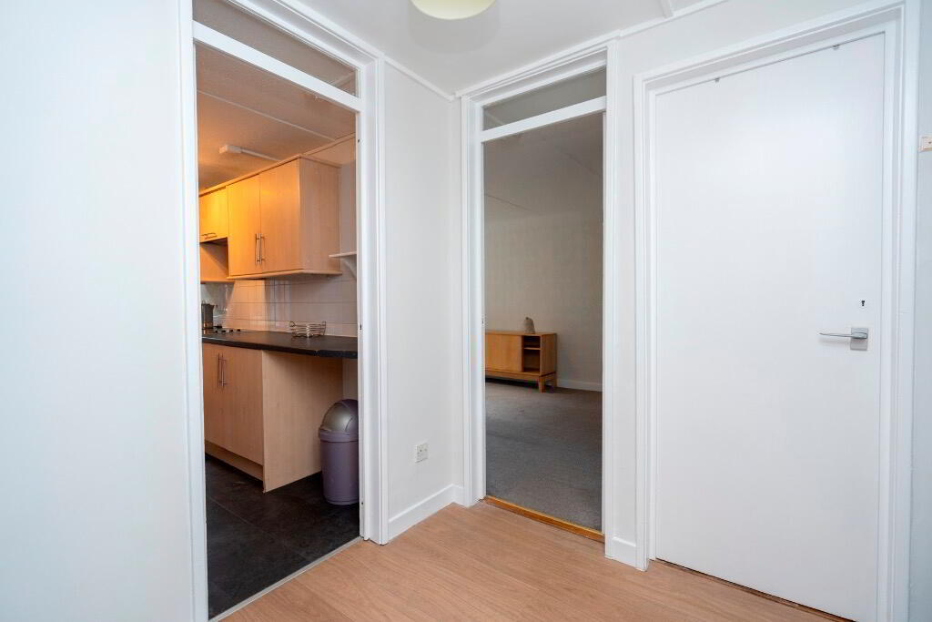 Flat New Mart Road in City of Edinburgh