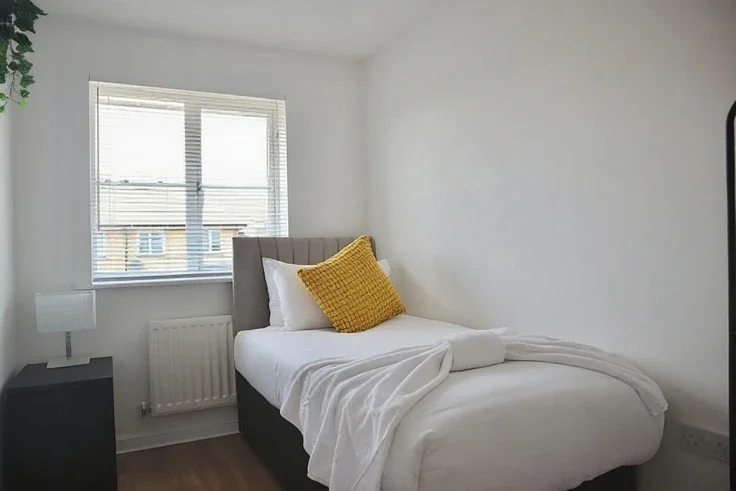 House Joseph Hardcastle Close in Greater London