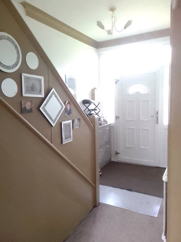 Room Smedley Lane in Manchester