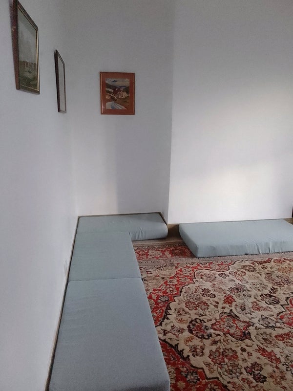 Room Smedley Lane in Manchester