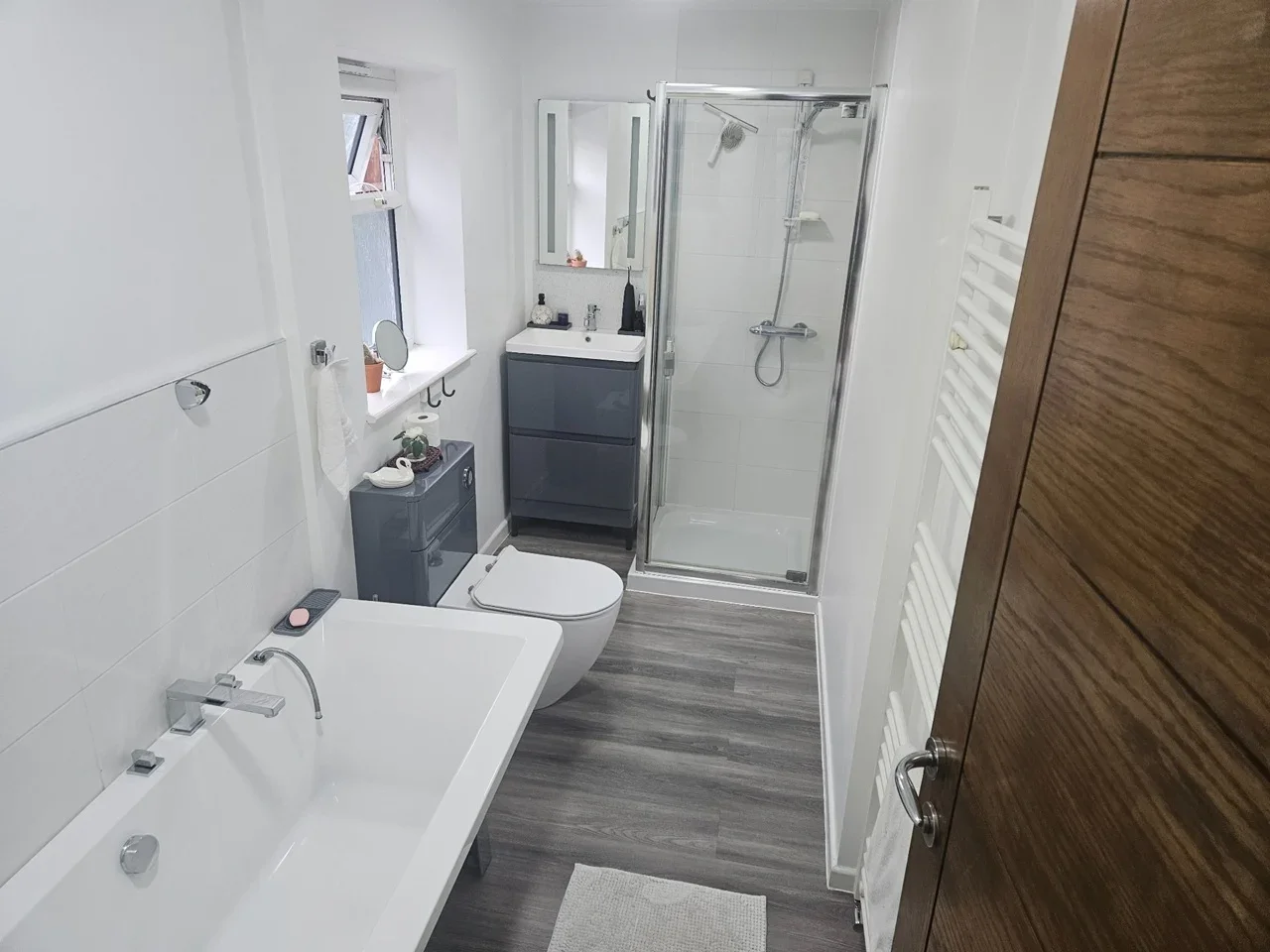 Room Gilda Avenue in Greater London