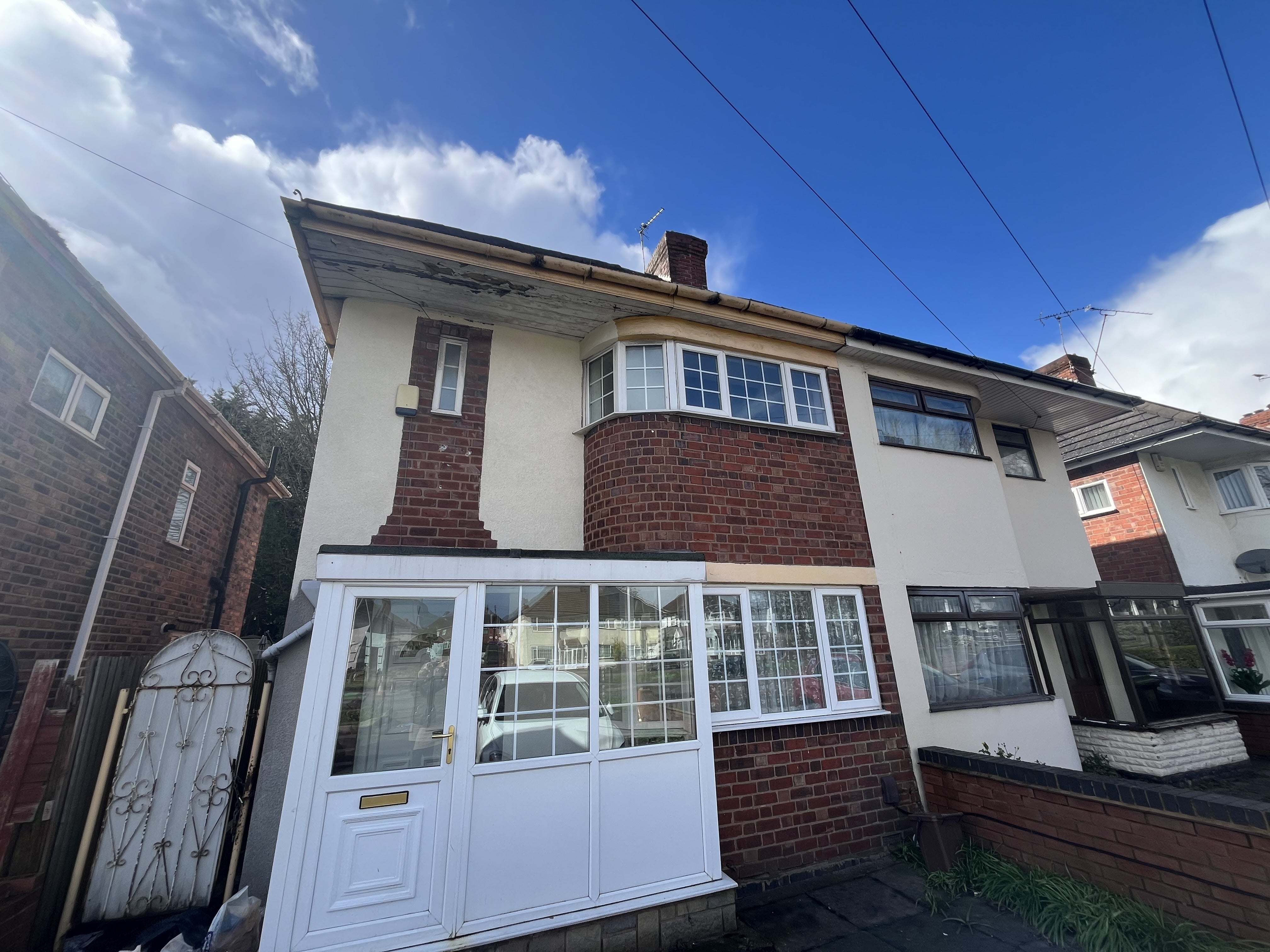 House Wolverhampton Road in Sandwell
