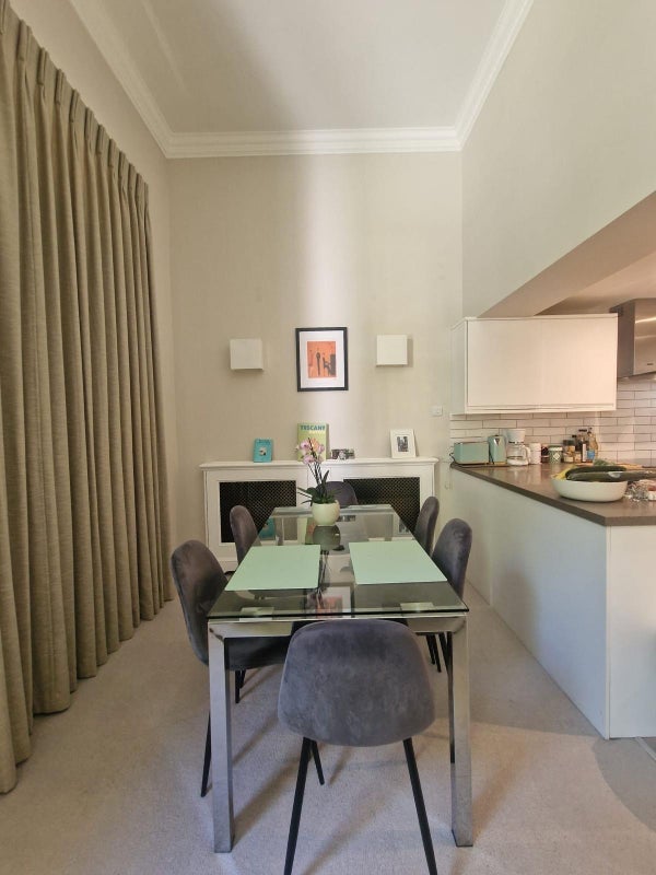 Room Drummond Gate in City of Westminster