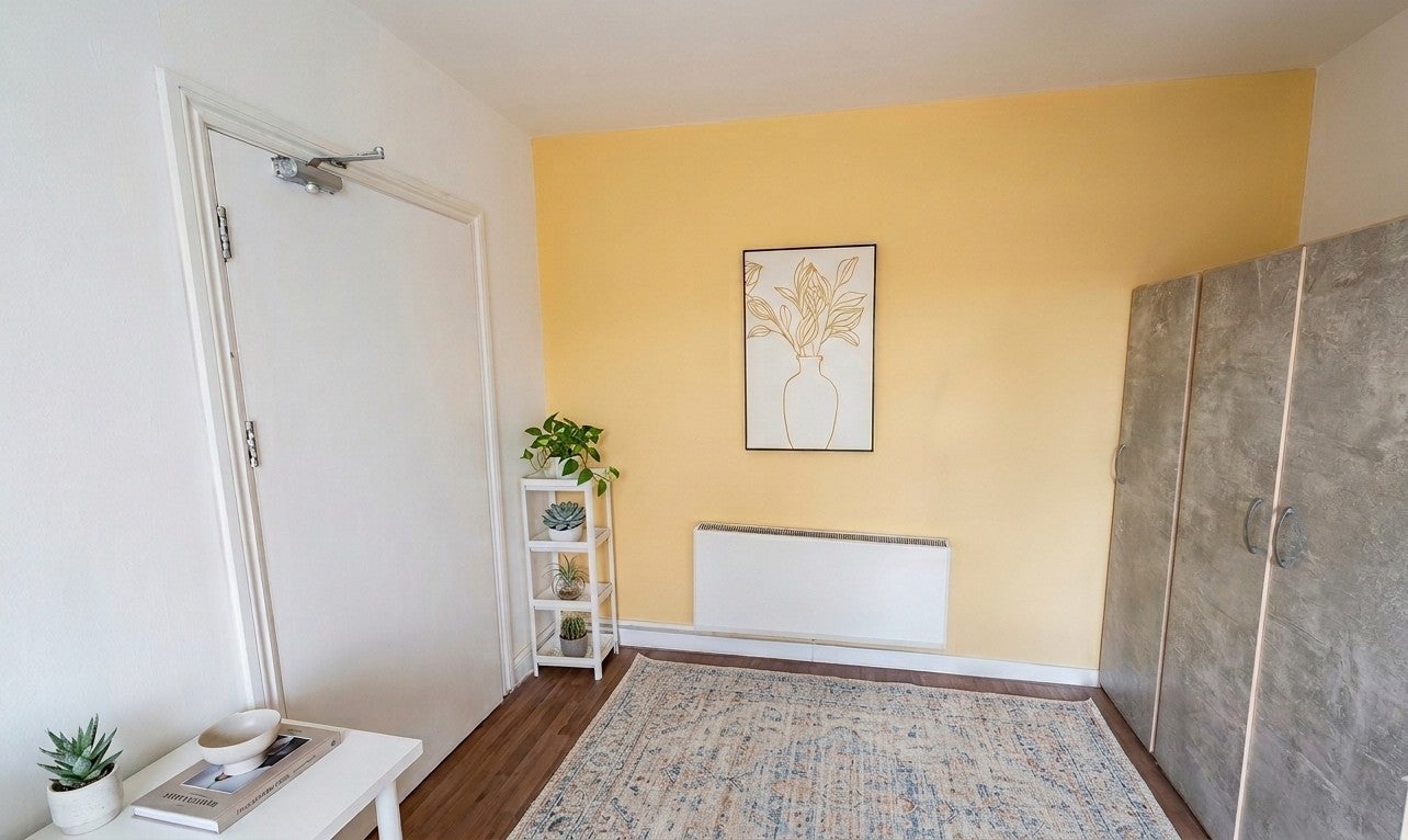 Room Claremont Road in Greater London