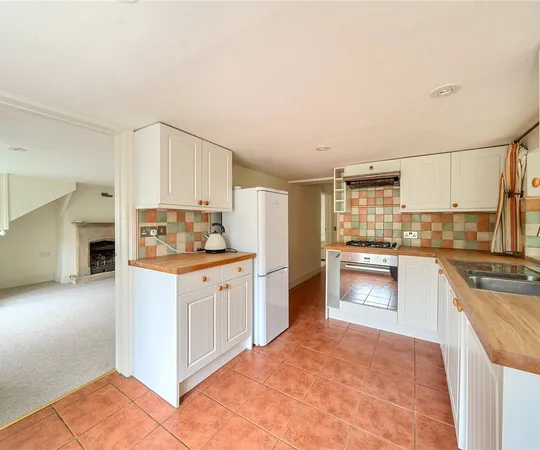 Flat Harris Lane in Cotswold District