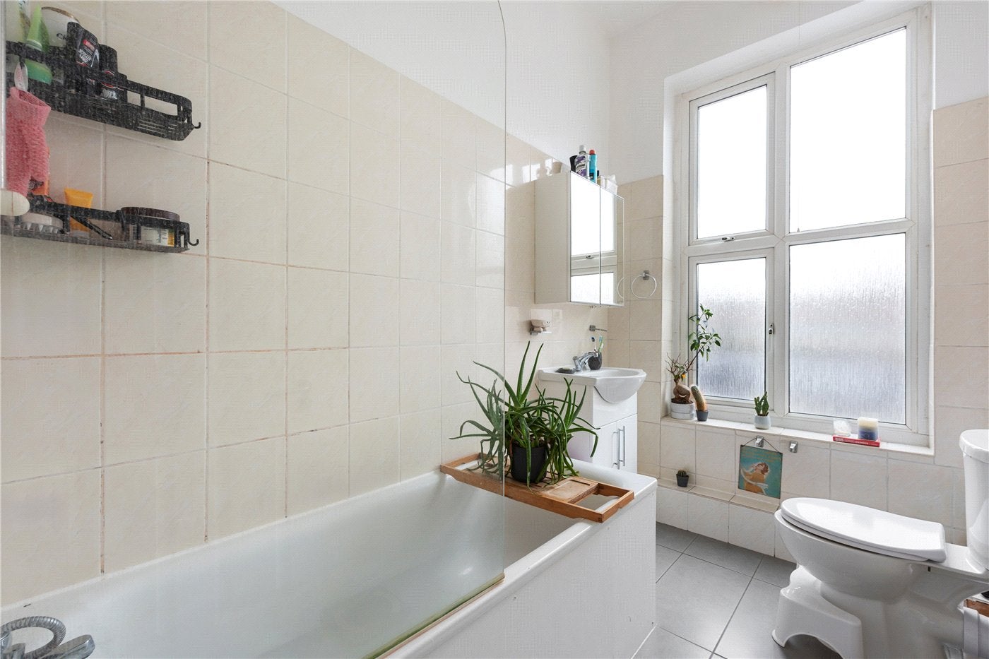 Flat Woodberry Grove in Greater London