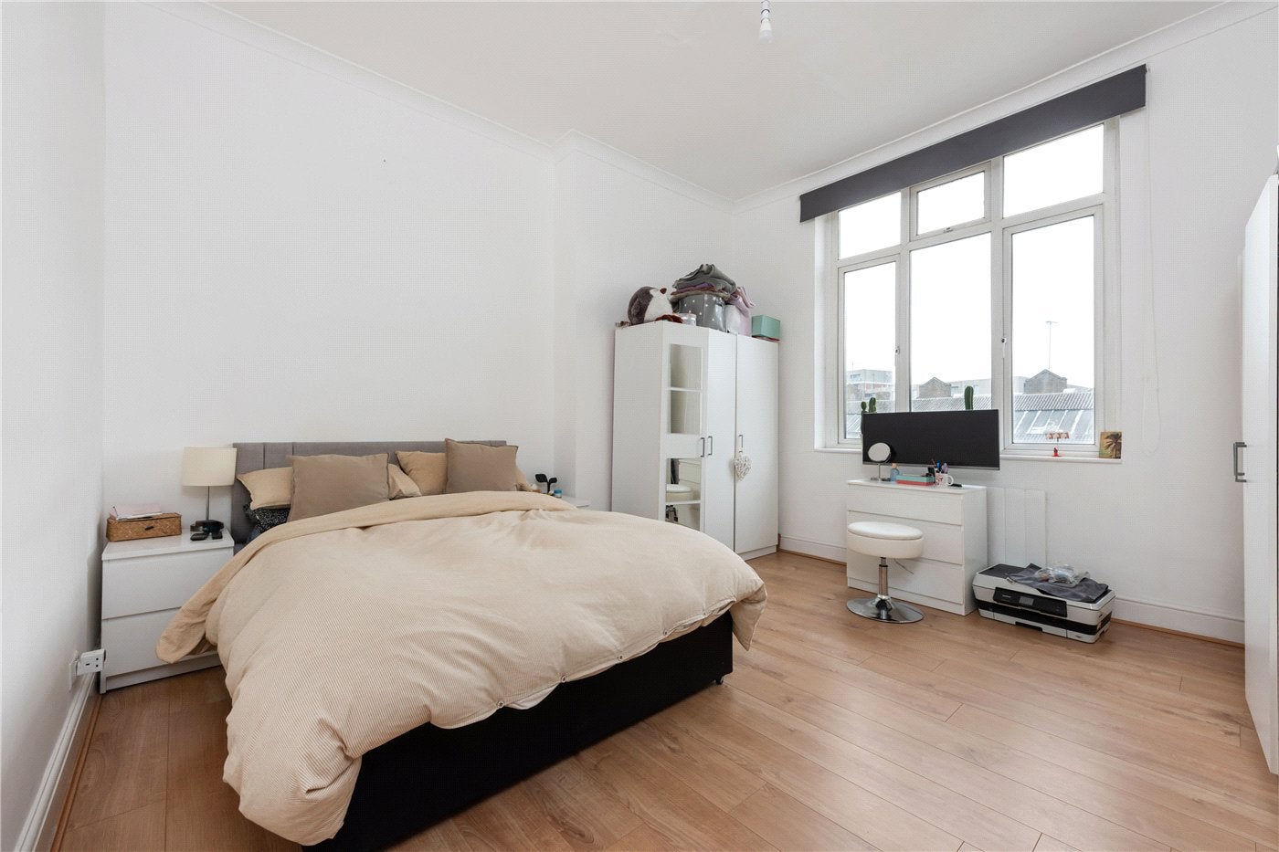 Flat Woodberry Grove in Greater London