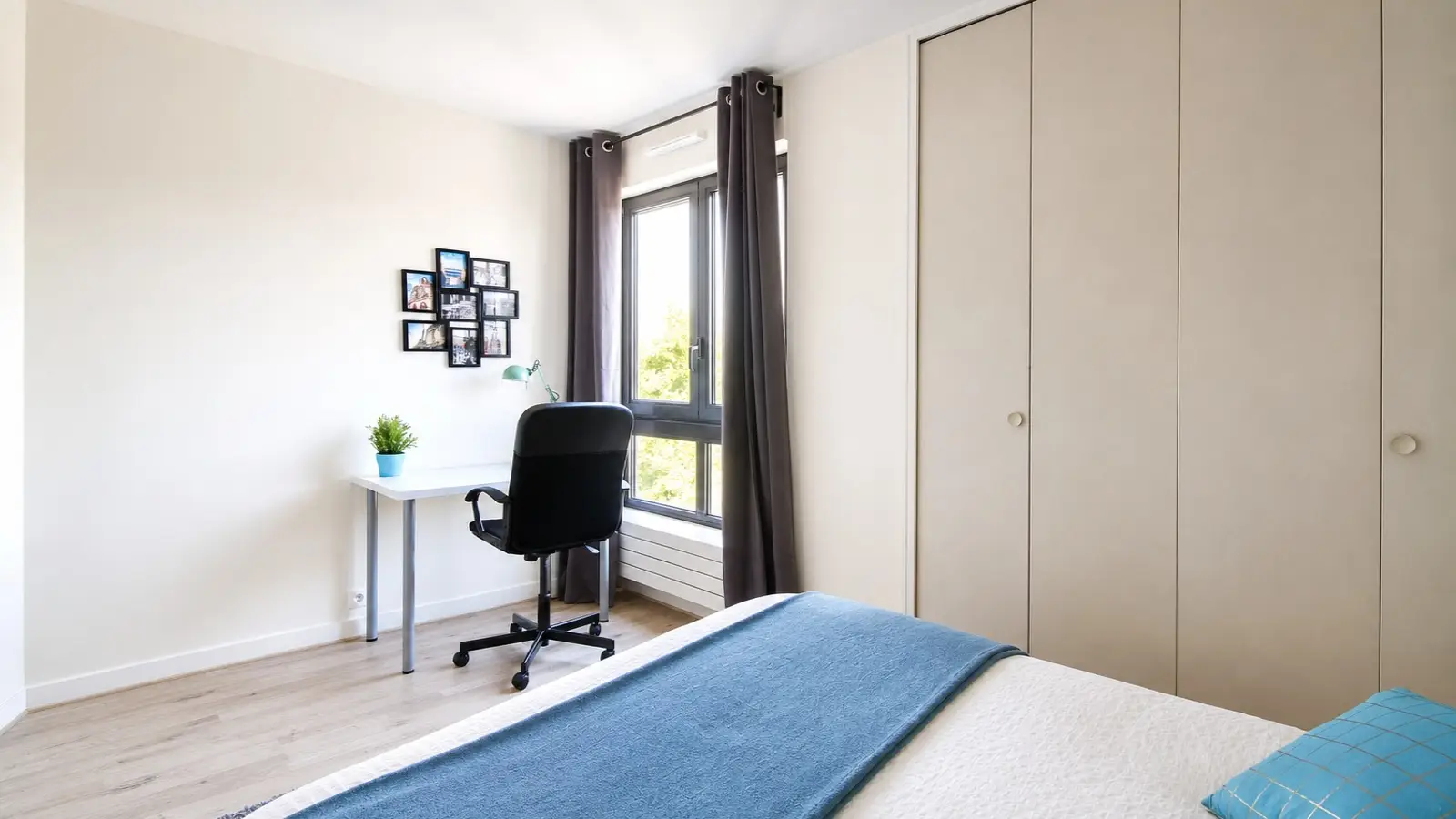 Chambre Avenue Beauséjour à Rueil-Malmaison