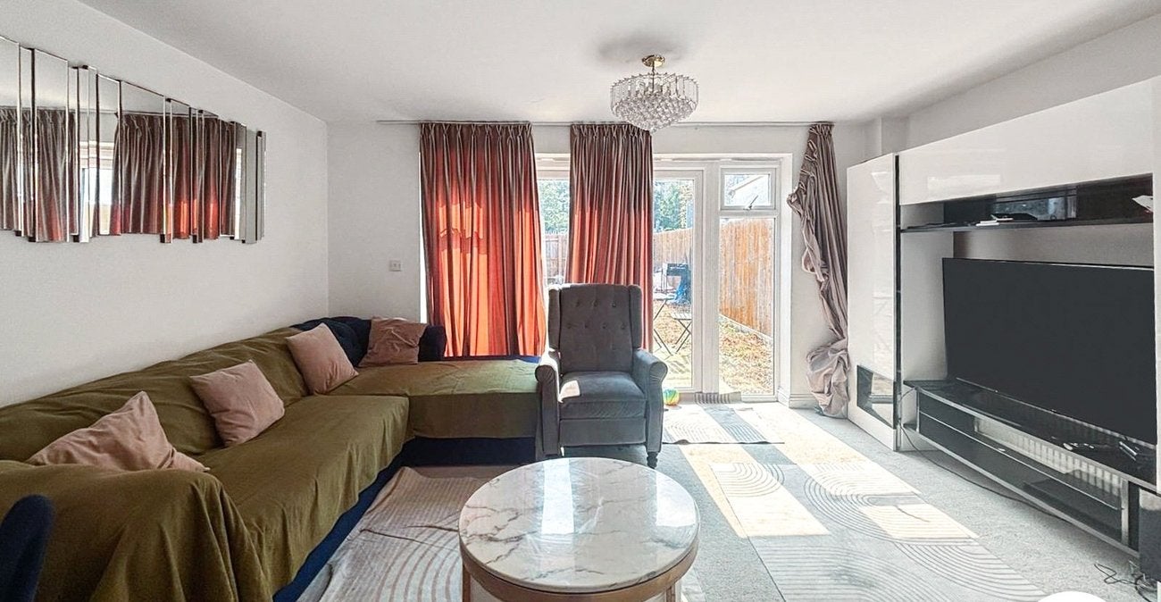 House Slade Green Road in Greater London