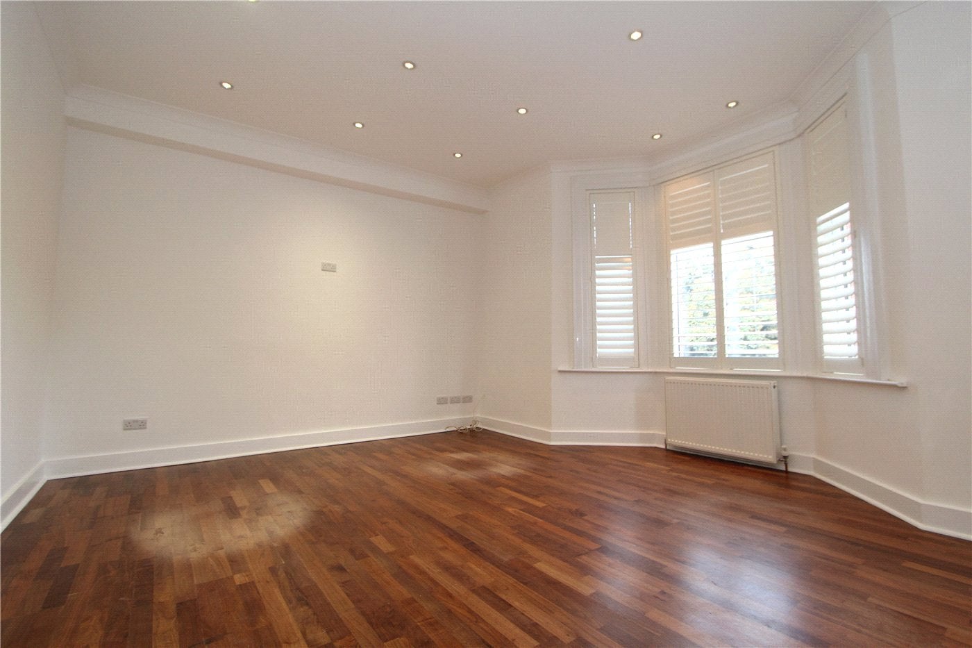 Flat King Edwards Place in Greater London