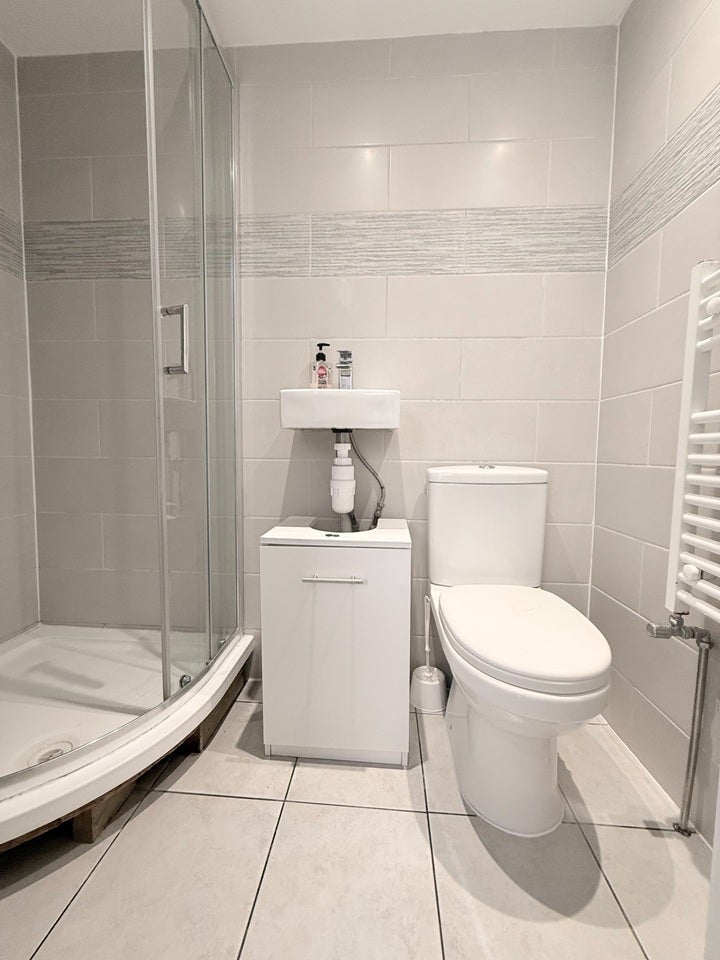 Room Stockwood Crescent in Luton